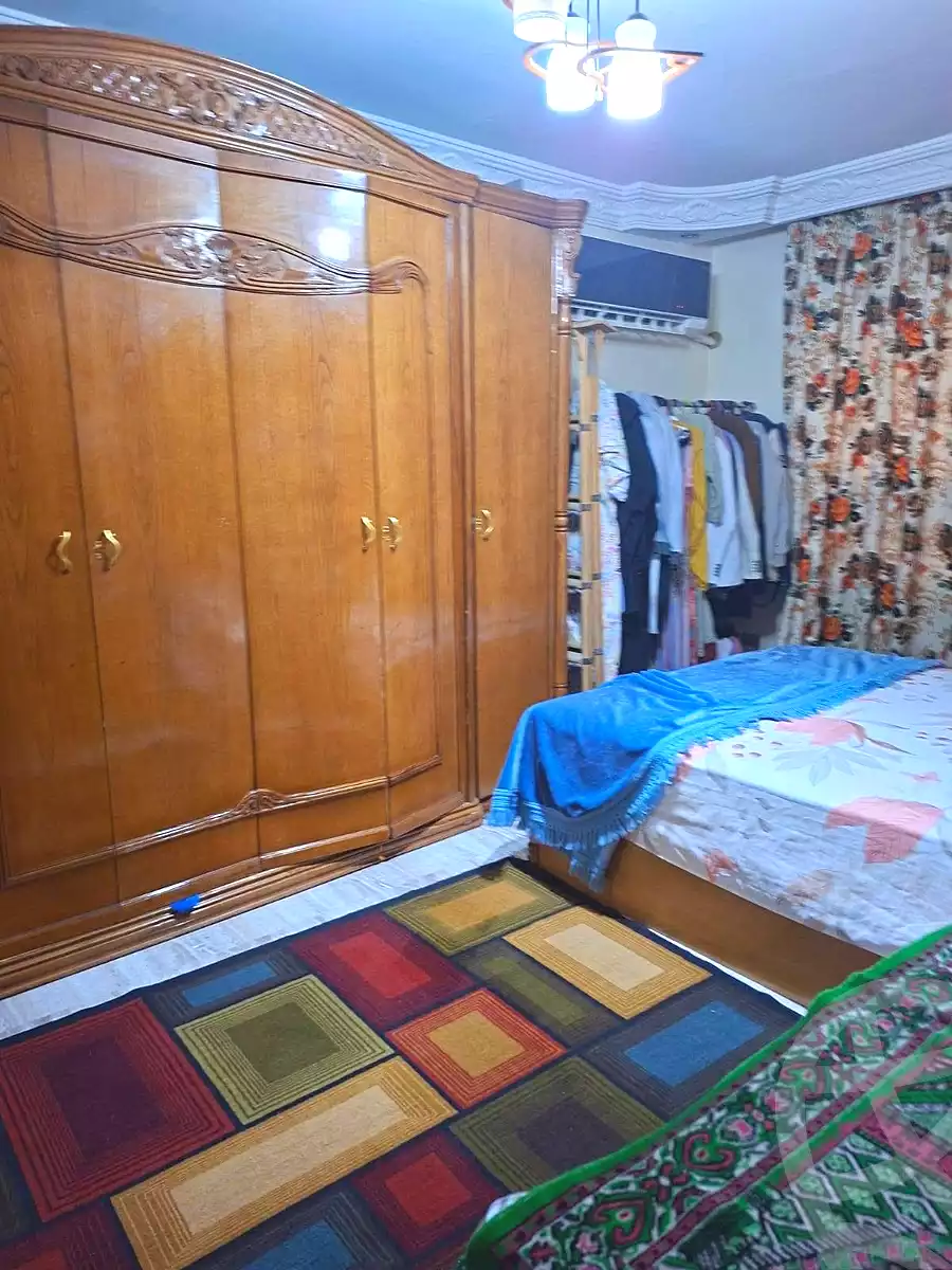 https://aqarmap.com.eg/ar/listing/7038858-for-sale-cairo-helwan-mahmoud-khater-st
