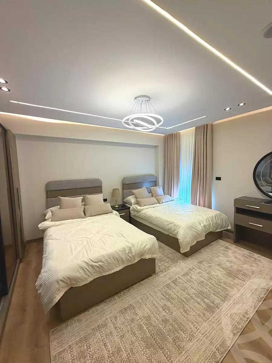 https://aqarmap.com.eg/ar/listing/7038857-for-sale-cairo-new-cairo-compounds-mwrd-fq-llttwyr