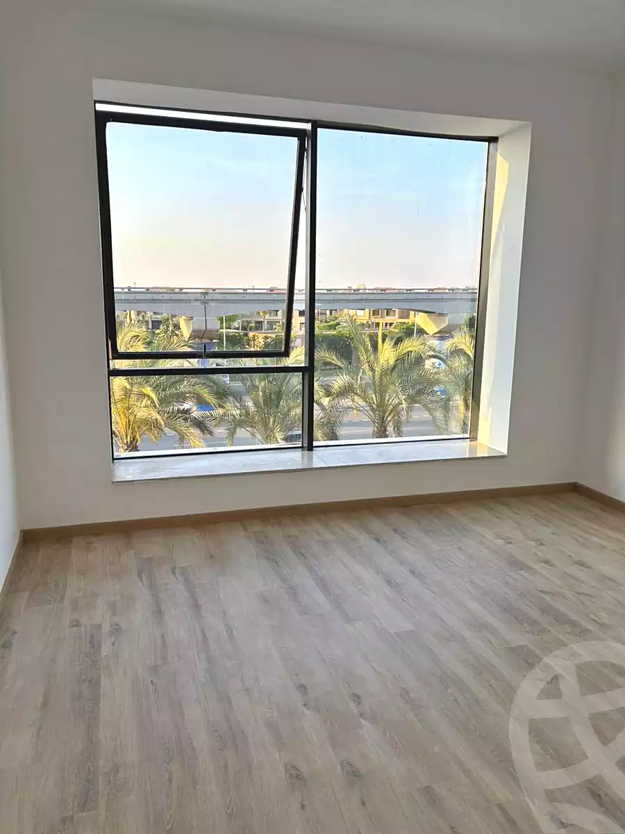 https://aqarmap.com.eg/en/listing/7038901-for-rent-cairo-new-cairo-compounds-lakeview-residence