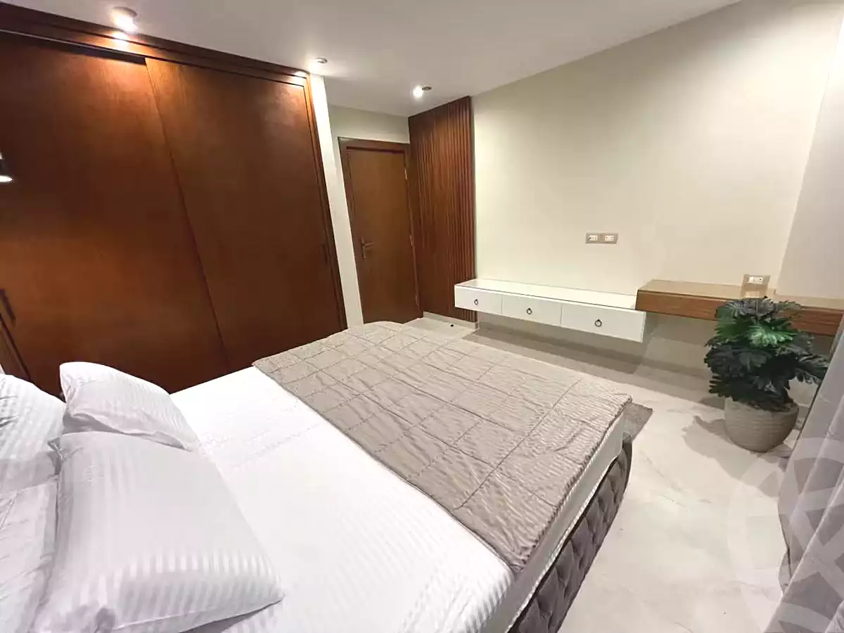 https://aqarmap.com.eg/ar/listing/7039006-for-rent-cairo-new-cairo-compounds-the-square