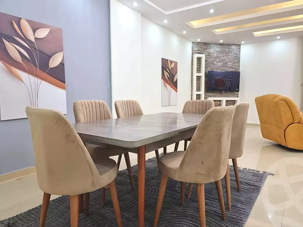 https://aqarmap.com.eg/en/listing/7039035-for-rent-cairo-new-cairo-compounds-midtown