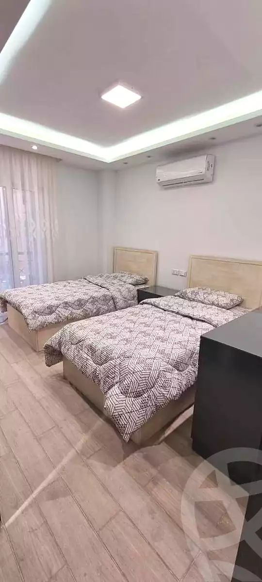 https://aqarmap.com.eg/ar/listing/7039175-for-rent-cairo-new-cairo-lrhb-city-phase-1-ahmed-rami-st