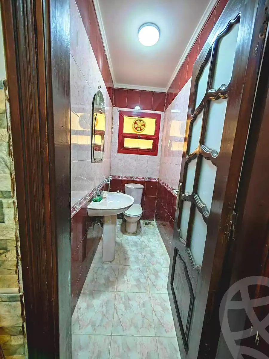 https://aqarmap.com.eg/ar/listing/7039256-for-sale-cairo-helwan-ahmed-enci-st