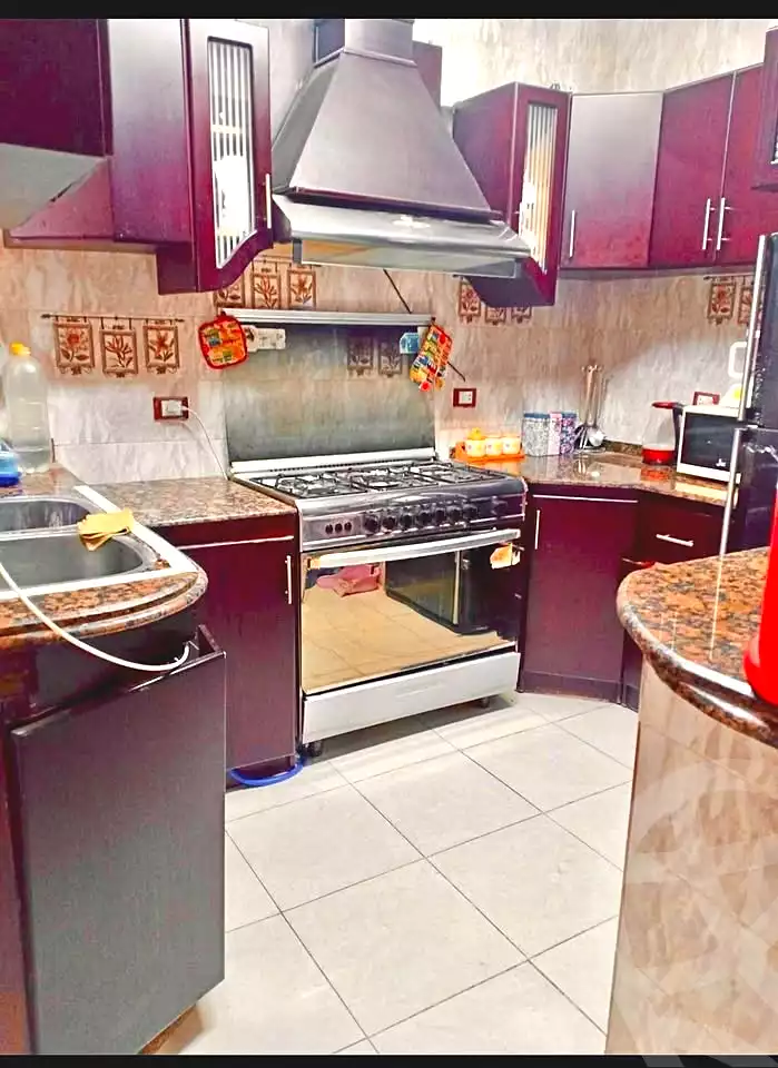 https://aqarmap.com.eg/ar/listing/7039398-for-sale-cairo-faisal-el-matbeaa-amr-ibn-al-aas-st