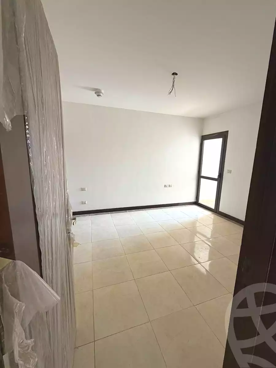 https://aqarmap.com.eg/ar/listing/7039592-for-sale-cairo-new-cairo-compounds-porto-new-cairo-compound-amer-group