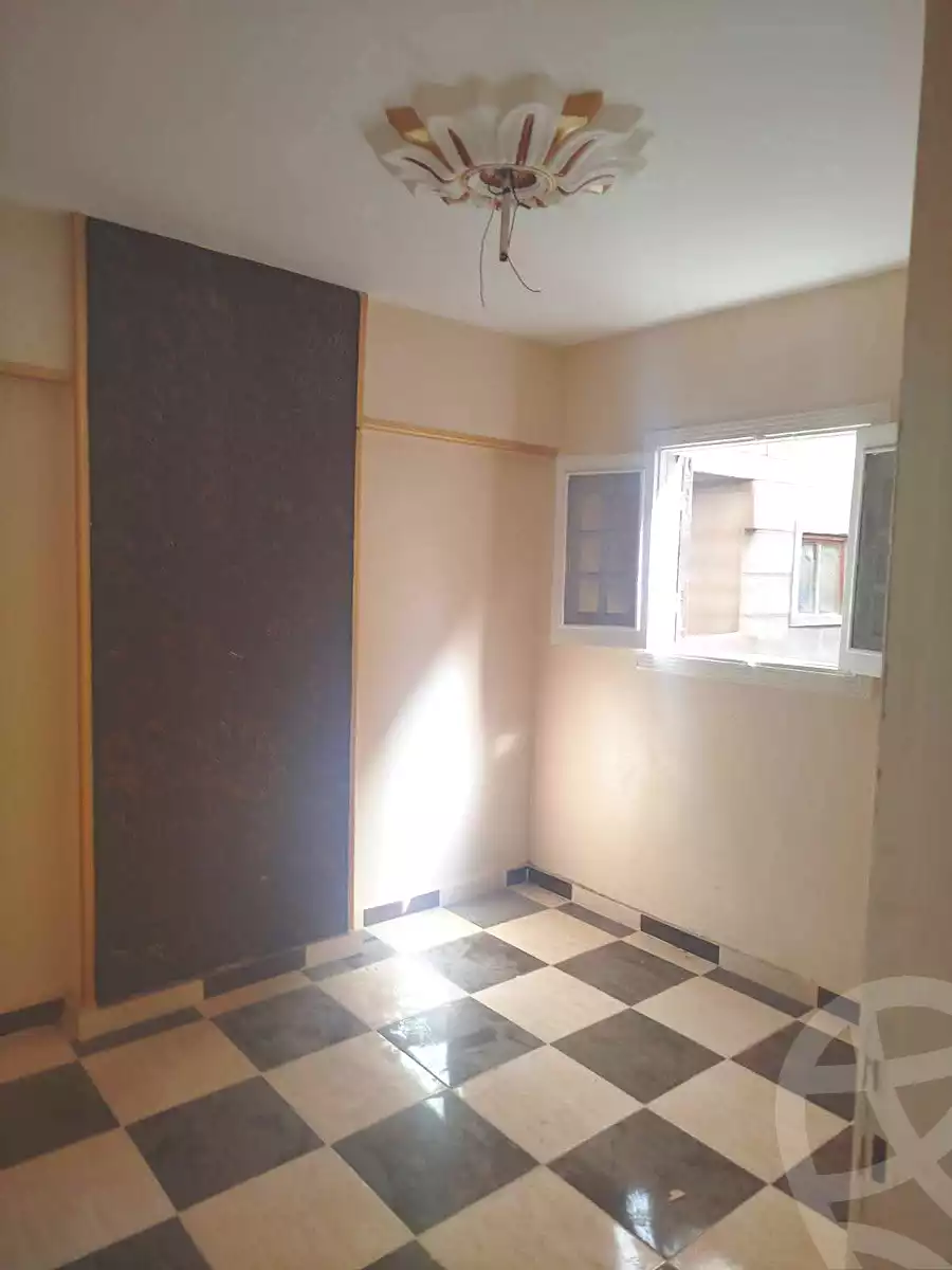 https://aqarmap.com.eg/ar/listing/7039642-for-sale-alexandria-al-agamy-bw-ywsf