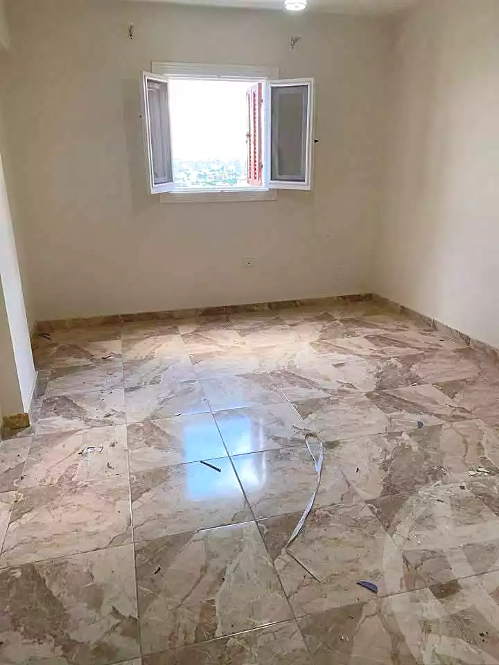 https://aqarmap.com.eg/ar/listing/7039650-for-sale-alexandria-al-agamy-lbytsh-el-hanafeya-st