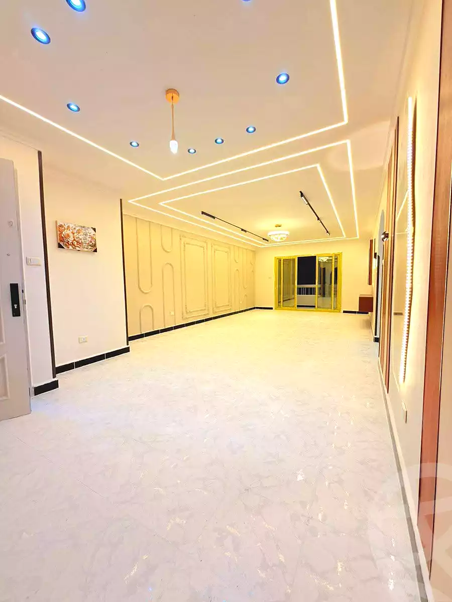 https://aqarmap.com.eg/ar/listing/7039697-for-sale-alexandria-al-agamy-el-hanouvel