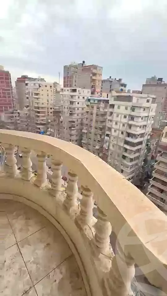 https://aqarmap.com.eg/en/listing/7039736-for-sale-alexandria-el-asafra-shr-45