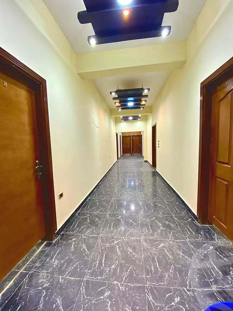 https://aqarmap.com.eg/ar/listing/7039790-for-rent-cairo-new-cairo-compounds-fifth-square