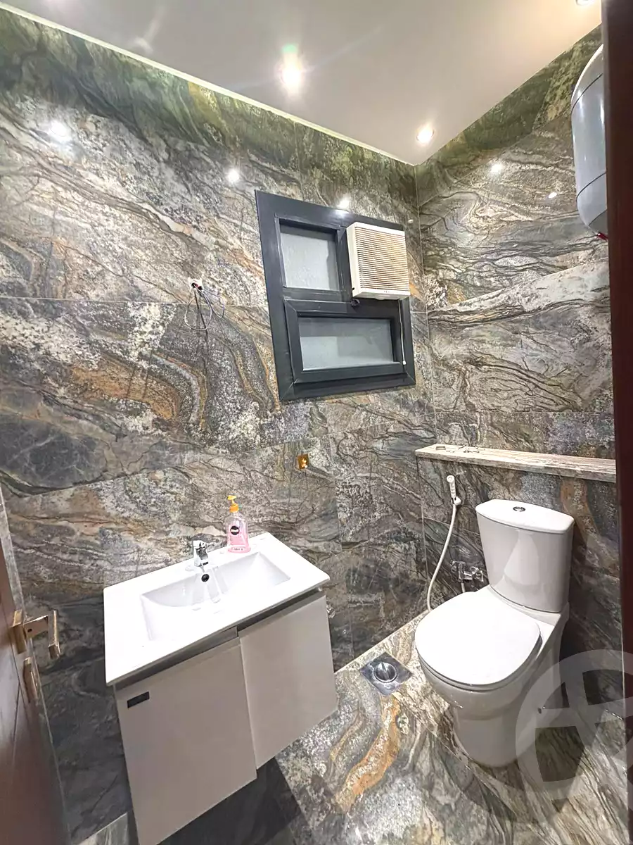 https://aqarmap.com.eg/ar/listing/7039858-for-rent-cairo-new-cairo-compounds-azad-views-tameer