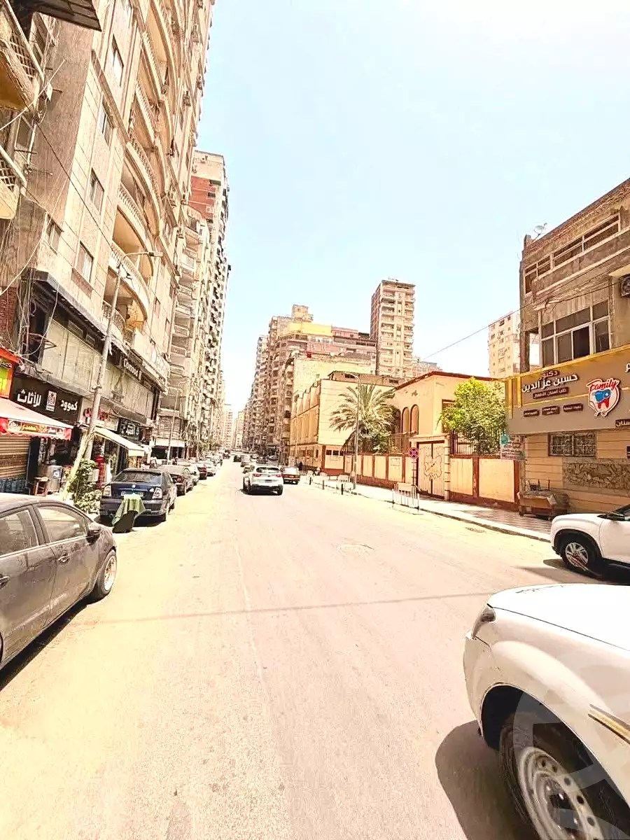 https://aqarmap.com.eg/ar/listing/7039988-for-sale-alexandria-sydy-bshr-sydy-bshr-bhry-shr-khld-bn-lwlyd