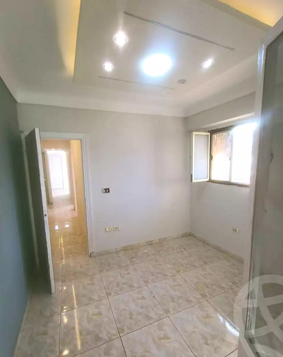 https://aqarmap.com.eg/ar/listing/7040377-for-sale-alexandria-lsywf-el-falki