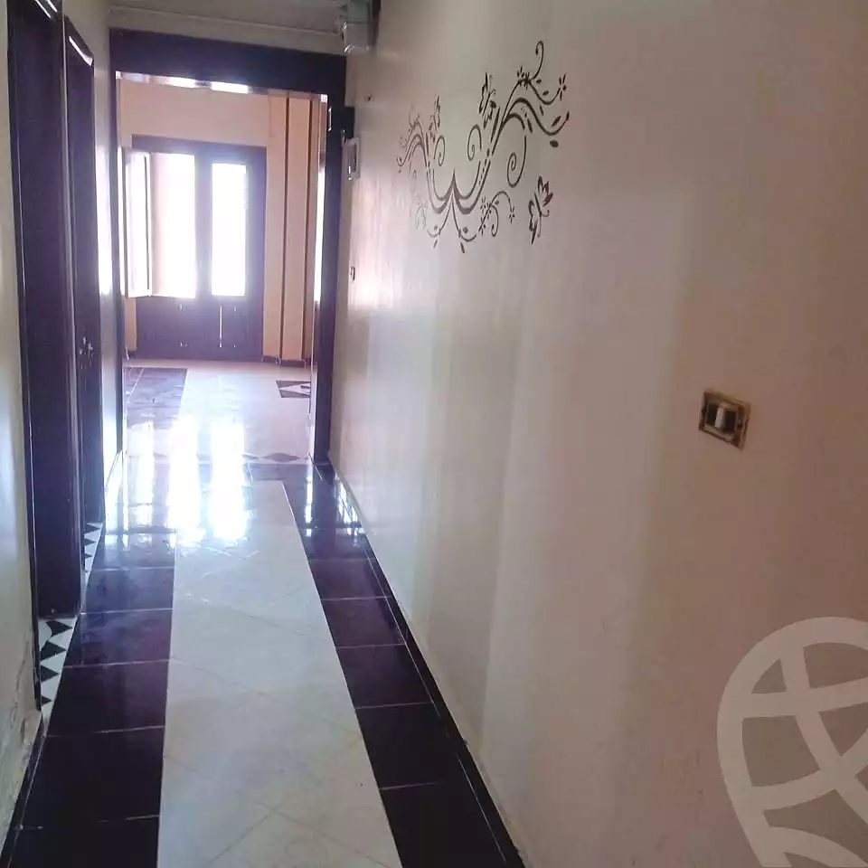 https://aqarmap.com.eg/ar/listing/7040536-for-sale-alexandria-al-agamy-lbytsh-shahr-al-assal-st