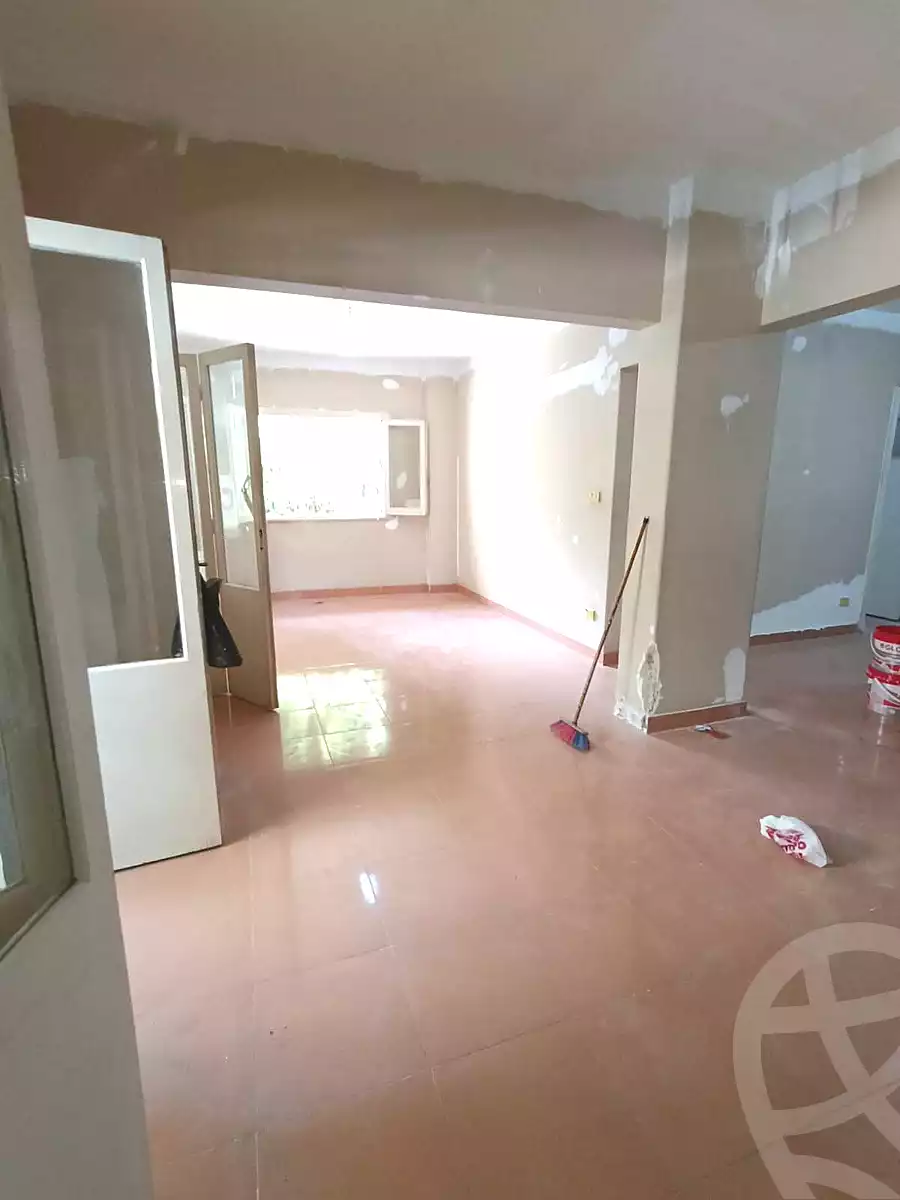 https://aqarmap.com.eg/ar/listing/7040778-for-sale-cairo-ain-shams-alf-maskn-maher-badawi-st