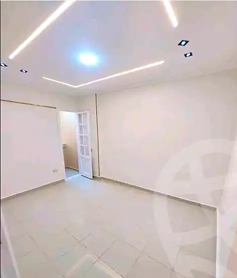https://aqarmap.com.eg/ar/listing/7040818-for-sale-alexandria-sydy-bshr-sydy-bshr-bhry-shr-khld-bn-lwlyd
