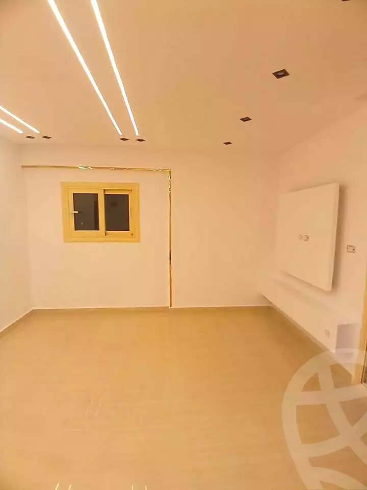 https://aqarmap.com.eg/ar/listing/7040869-for-sale-alexandria-al-agamy-lbytsh-bianchiii