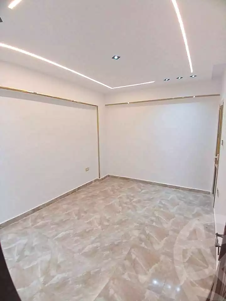 https://aqarmap.com.eg/ar/listing/7040869-for-sale-alexandria-al-agamy-lbytsh-bianchiii