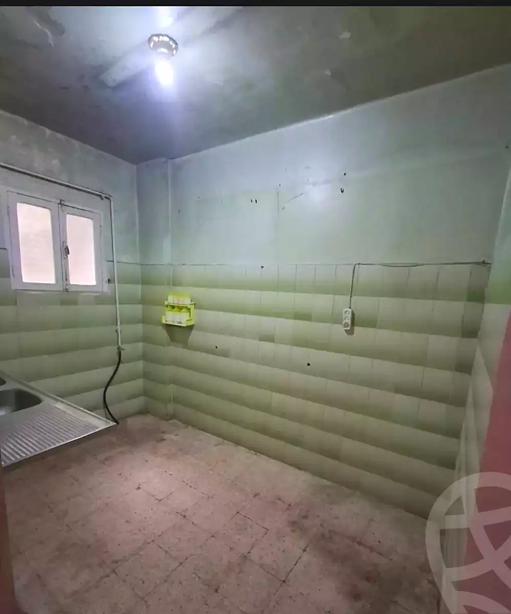 https://aqarmap.com.eg/en/listing/7040882-for-sale-alexandria-lsywf-shamaa