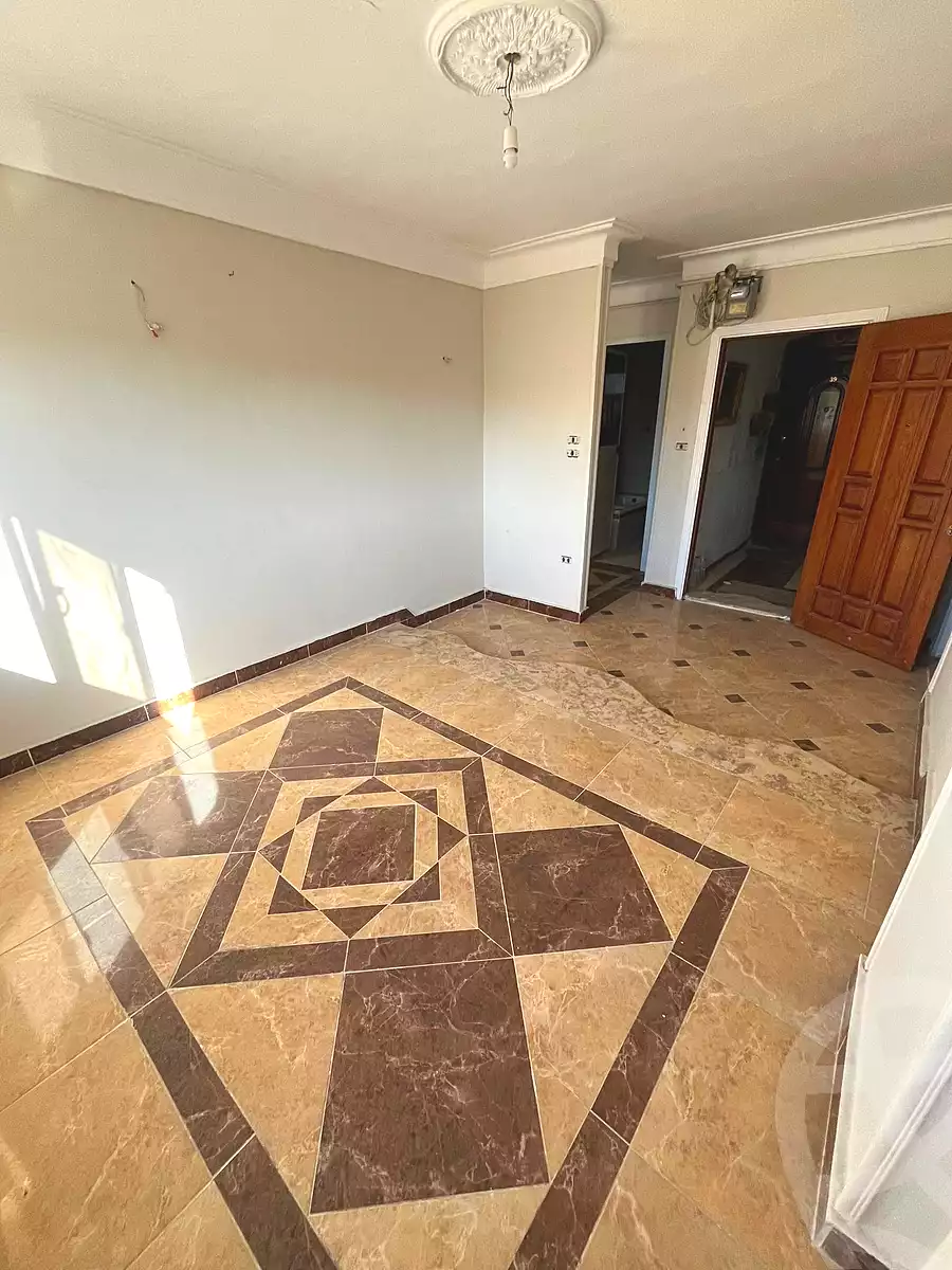 https://aqarmap.com.eg/en/listing/7040955-for-sale-alexandria-lsywf-el-falki