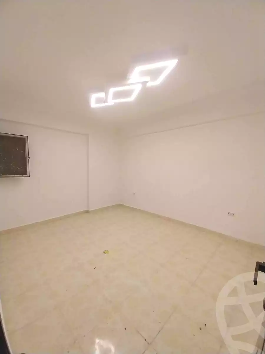 https://aqarmap.com.eg/ar/listing/7040976-for-sale-alexandria-miami-kaad-assrab-al-bhar-st