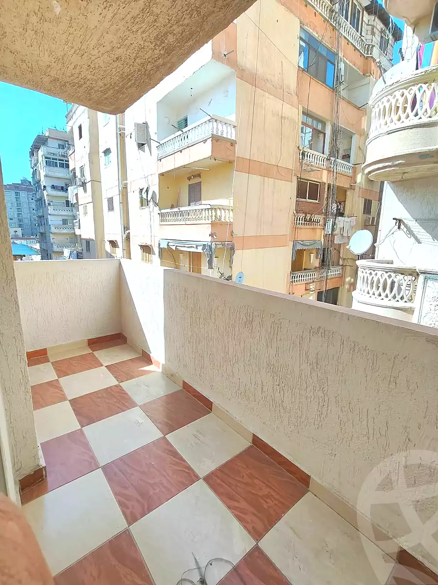 https://aqarmap.com.eg/ar/listing/7041045-for-sale-alexandria-miami-mahmoud-el-isawy-st