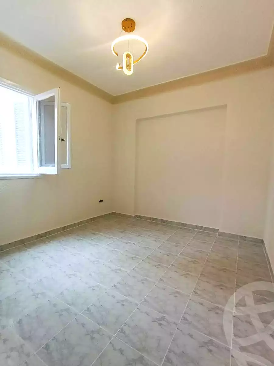 https://aqarmap.com.eg/ar/listing/7041079-for-sale-alexandria-al-agamy-shataa-el-nakheel