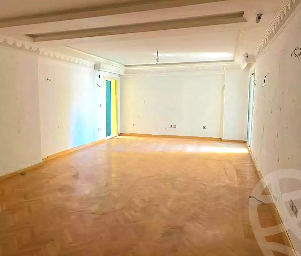 https://aqarmap.com.eg/ar/listing/7041239-for-sale-alexandria-smouha-compounds-in-smouha