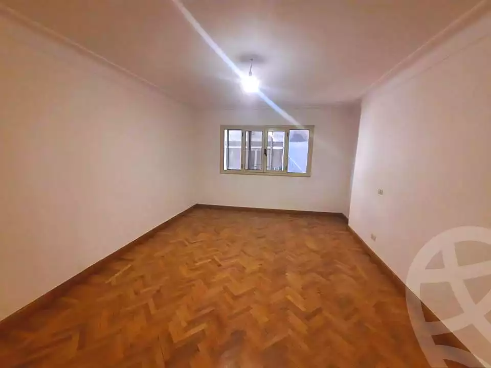 https://aqarmap.com.eg/ar/listing/7041254-for-sale-alexandria-glim-shr-bw-qyr-tryq-lhry