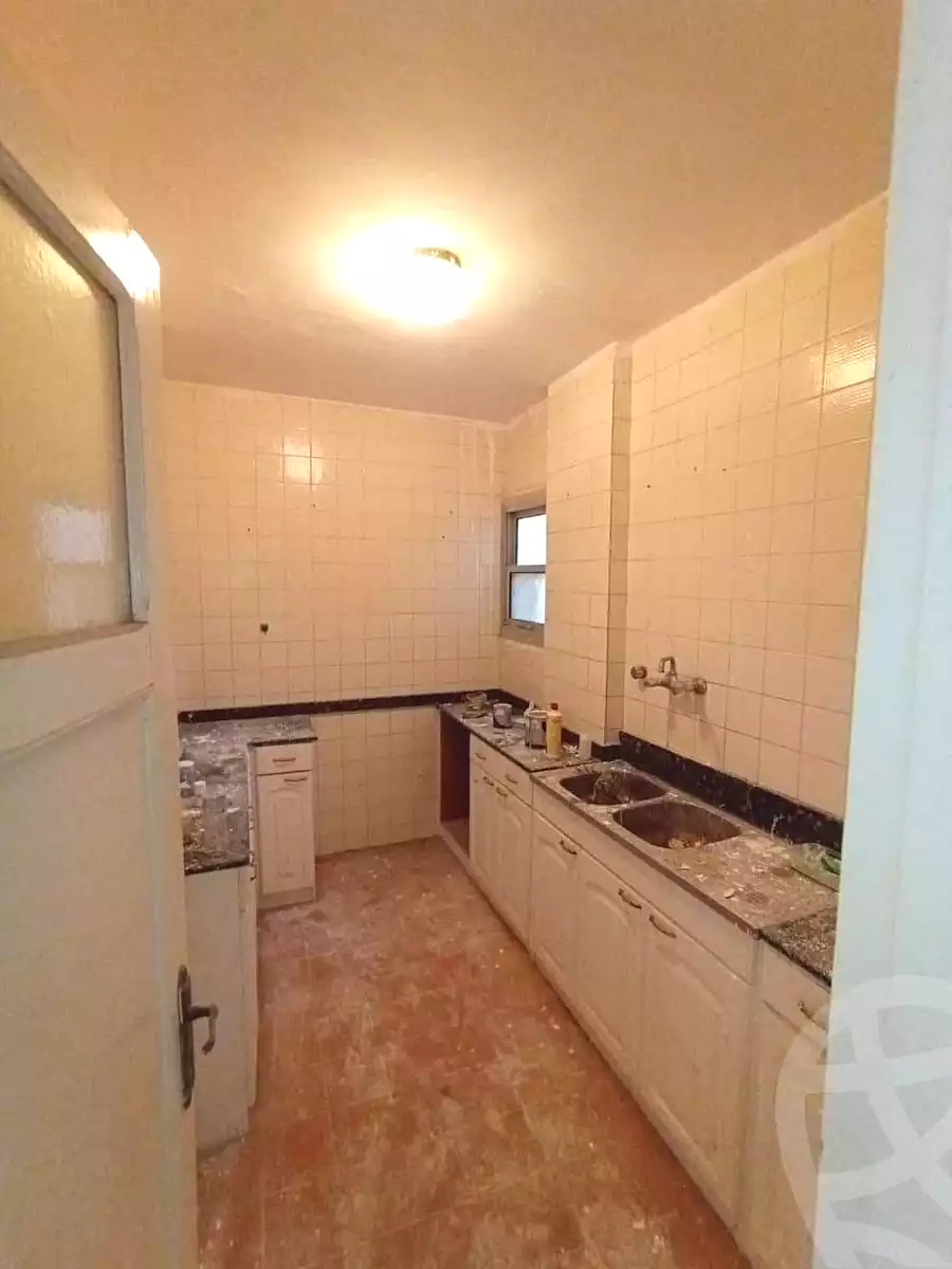 https://aqarmap.com.eg/en/listing/7041276-for-sale-alexandria-al-agamy-el-hanouvel-el-zahraa-city-st