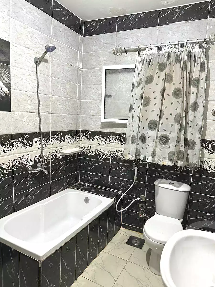 https://aqarmap.com.eg/ar/listing/7041312-for-sale-alexandria-al-agamy-el-hanouvel-al-asdakaa-st