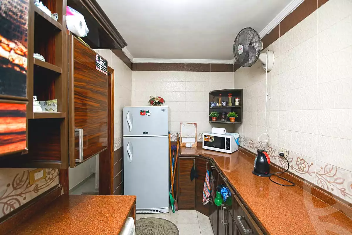 https://aqarmap.com.eg/ar/listing/7041303-for-sale-alexandria-moharram-bey-moharram-bek-st