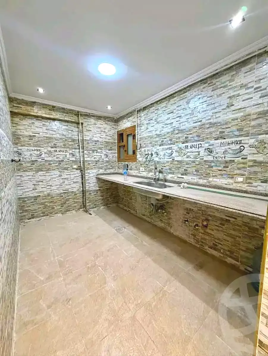 https://aqarmap.com.eg/en/listing/7041343-for-sale-alexandria-al-agamy-lbytsh-el-reyad-st