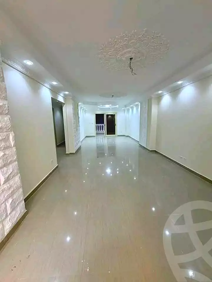 https://aqarmap.com.eg/ar/listing/7041363-for-sale-alexandria-al-agamy-lbytsh-el-reyad-st