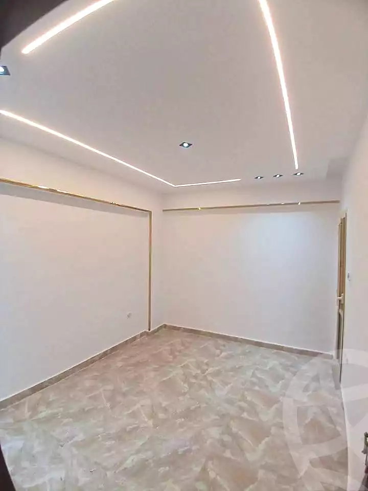 https://aqarmap.com.eg/ar/listing/7041462-for-sale-alexandria-al-agamy-lbytsh-bianchiii