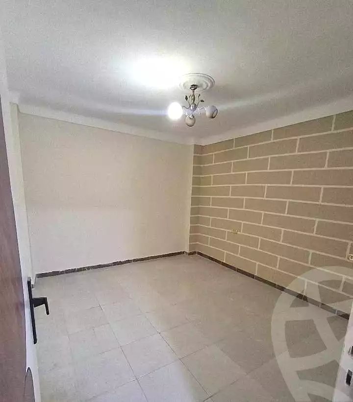 https://aqarmap.com.eg/ar/listing/7041562-for-sale-alexandria-lsywf-el-falki