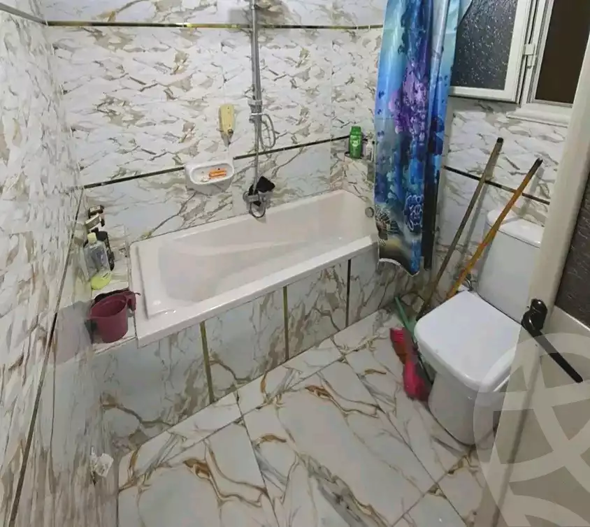 https://aqarmap.com.eg/ar/listing/7041582-for-sale-qalyubia-shubra-el-khaima-el-shareaa-el-gadid-st