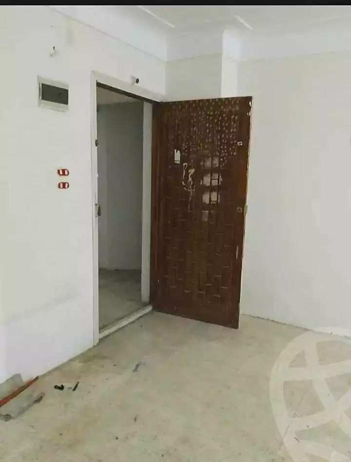 https://aqarmap.com.eg/ar/listing/7041590-for-rent-alexandria-al-agamy-el-hanouvel