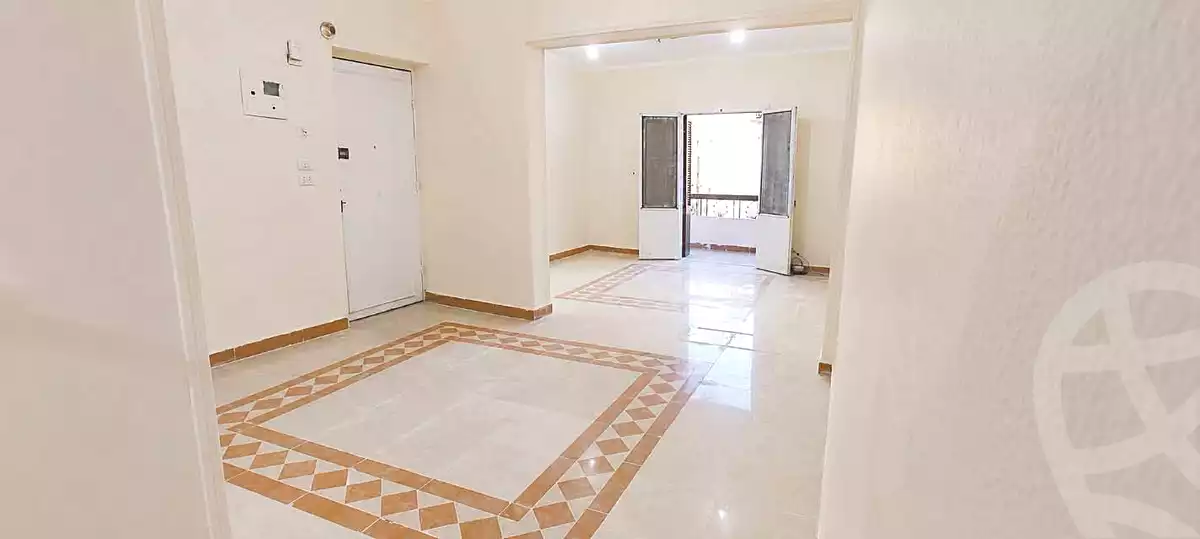 https://aqarmap.com.eg/en/listing/7041788-for-rent-cairo-ain-shams-ain-shams-el-sharkia-el-eshrein-stt