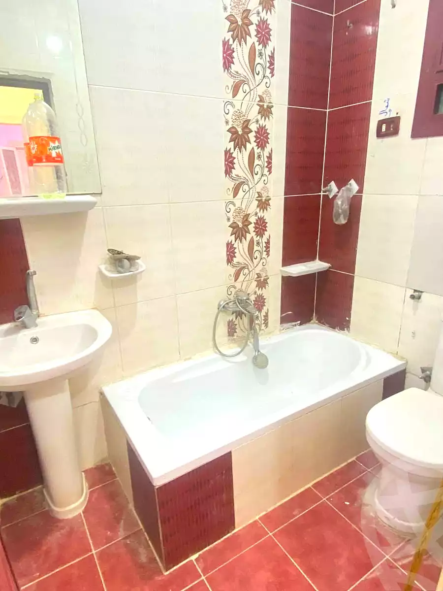 https://aqarmap.com.eg/en/listing/7041986-for-sale-alexandria-al-agamy-el-hanouvel-el-salam-st