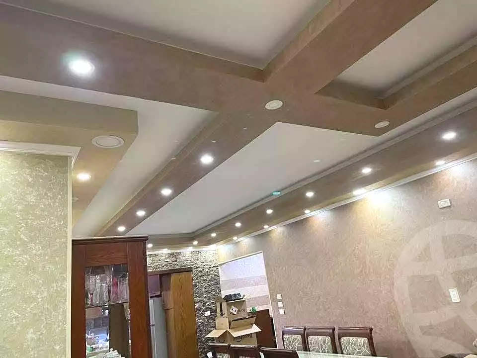 https://aqarmap.com.eg/ar/listing/7042143-for-sale-cairo-helwan-mahmoud-zaki-st