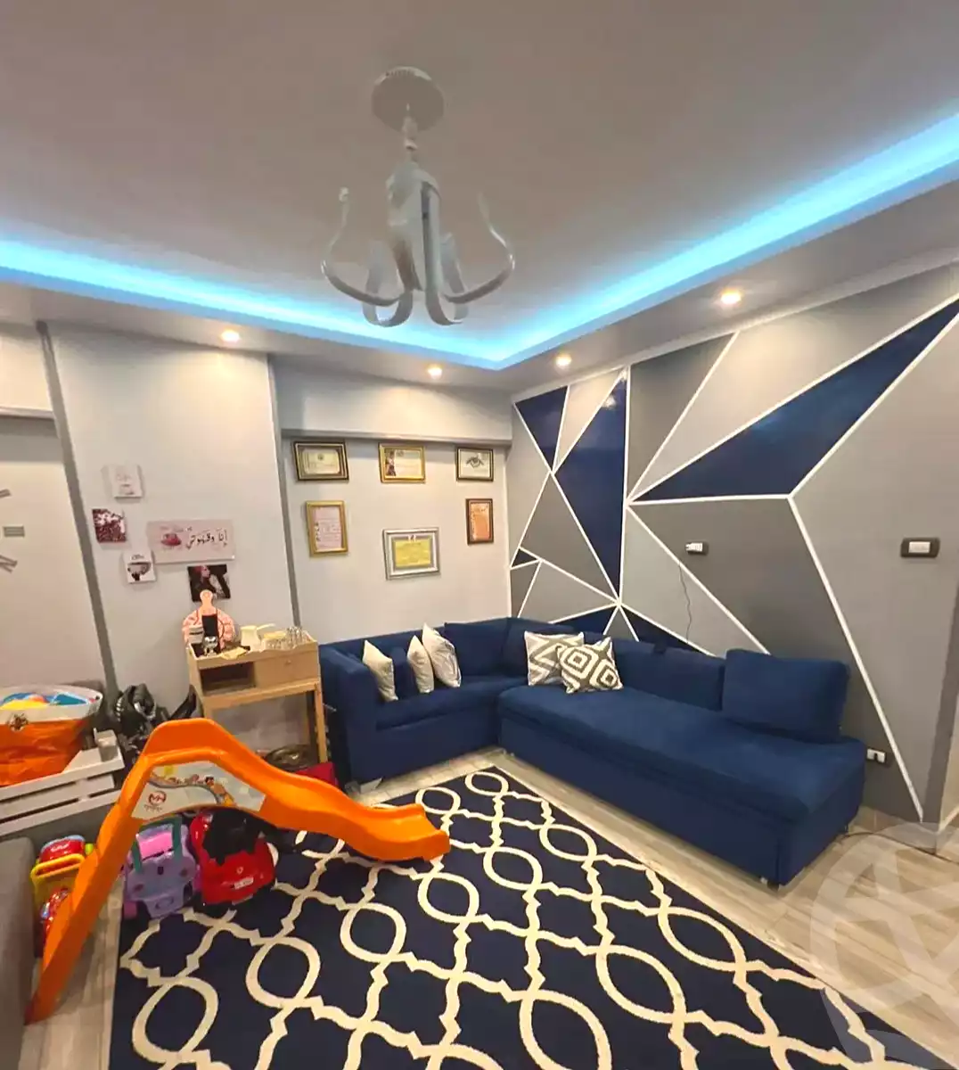 https://aqarmap.com.eg/ar/listing/7042229-for-sale-alexandria-miami