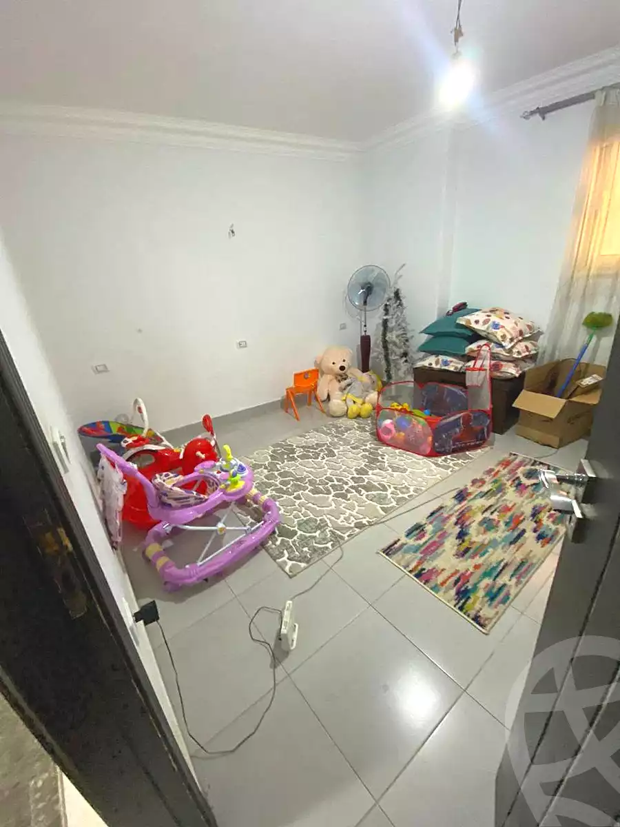 https://aqarmap.com.eg/en/listing/7042340-for-sale-cairo-helwan-hadayek-helwan-nile-corniche-st