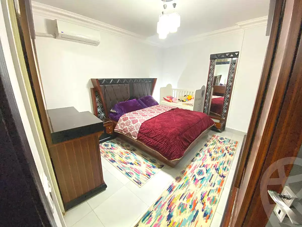 https://aqarmap.com.eg/en/listing/7042340-for-sale-cairo-helwan-hadayek-helwan-nile-corniche-st