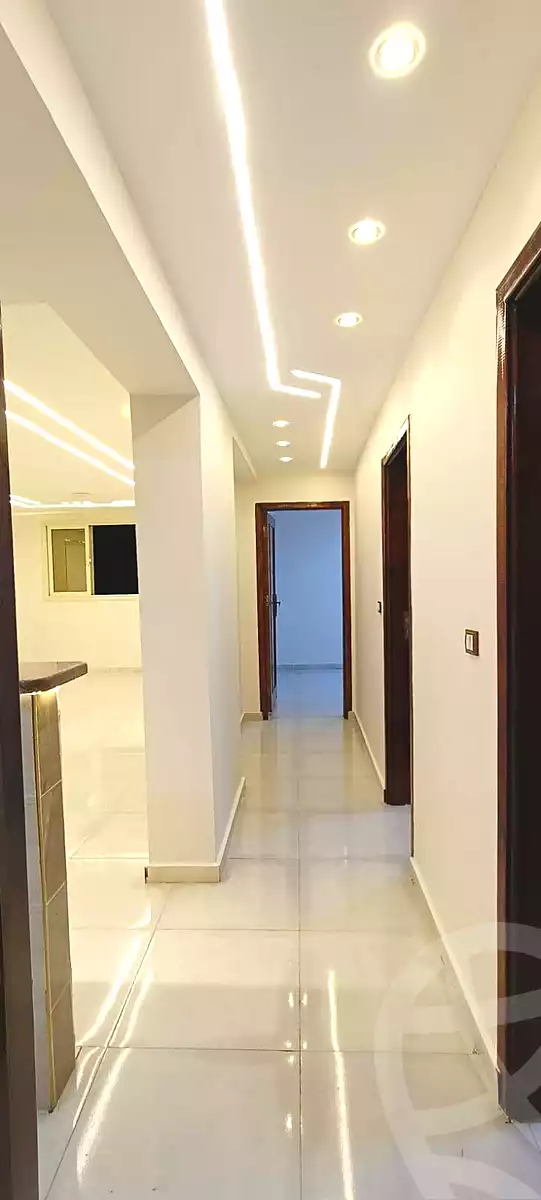 https://aqarmap.com.eg/ar/listing/7042382-for-sale-cairo-helwan-hadayek-helwan-el-eshrein-st