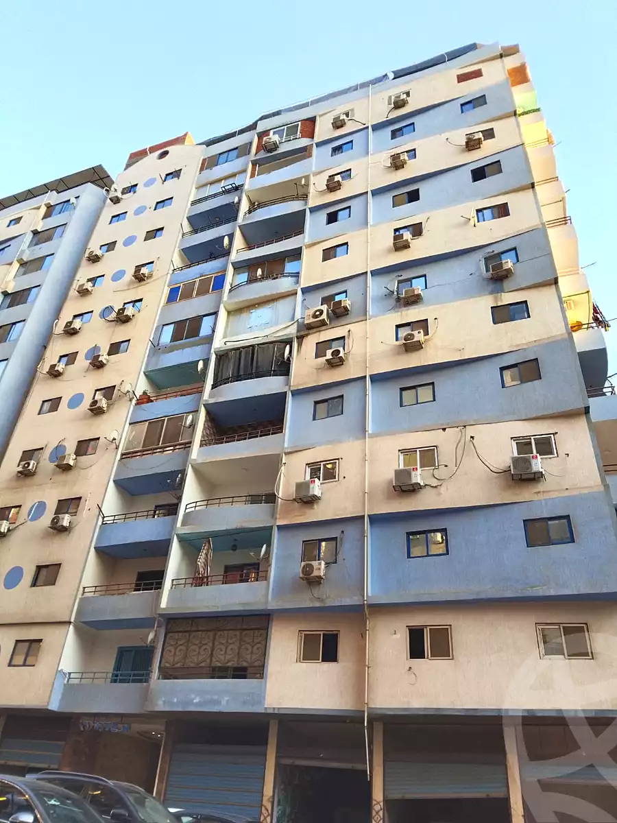 https://aqarmap.com.eg/ar/listing/7042619-for-sale-ismailia-ismailia-city-el-shaikh-zayed-st