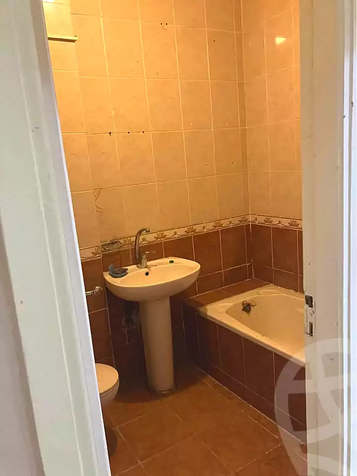 https://aqarmap.com.eg/ar/listing/7042399-for-rent-alexandria-sydy-bshr