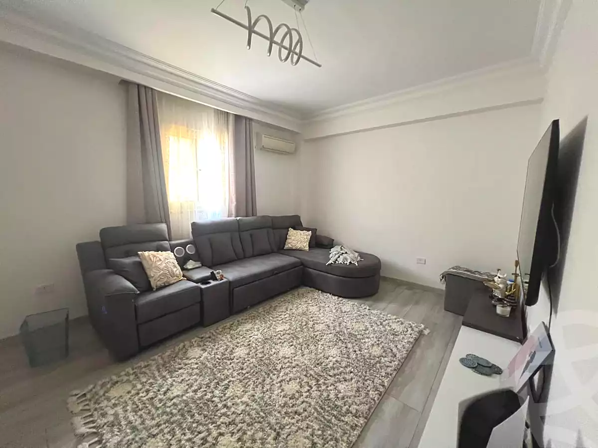 https://aqarmap.com.eg/ar/listing/7042960-for-sale-cairo-new-cairo-el-ahyaa-second-neighborhood-street-26