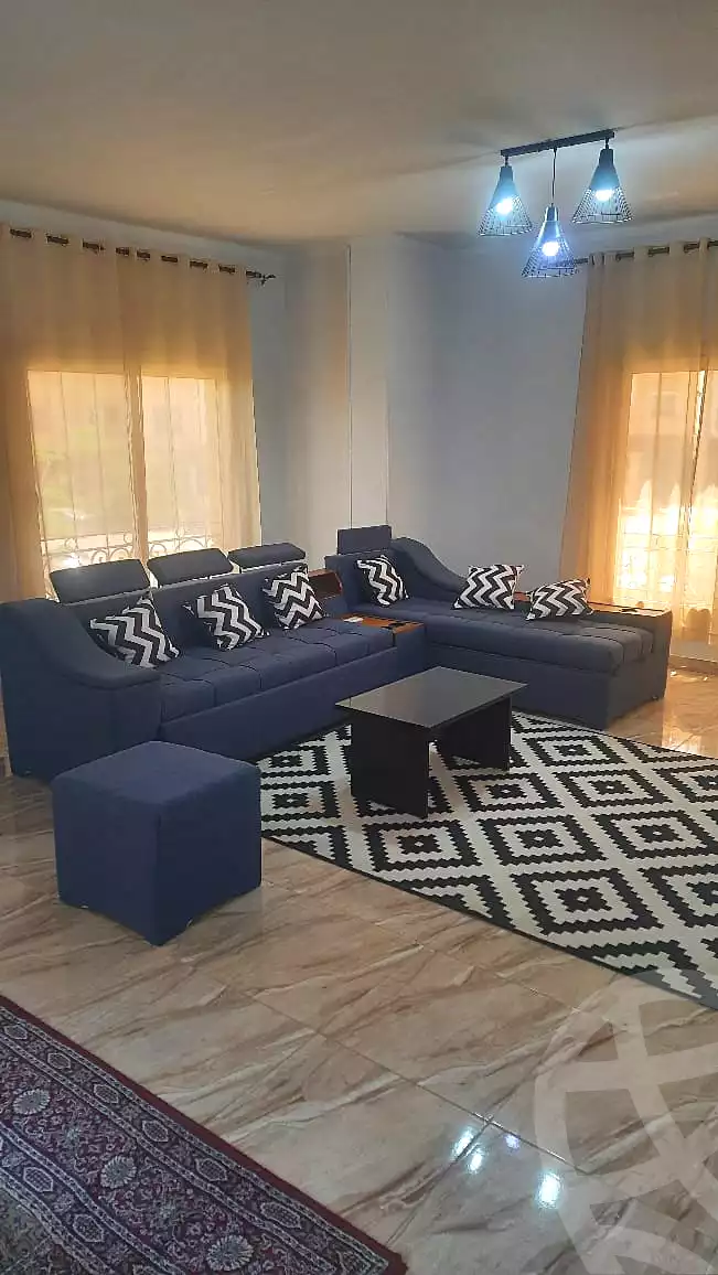 https://aqarmap.com.eg/ar/listing/7043015-for-rent-cairo-new-cairo-south-investors-mohammed-nagib-axis-st