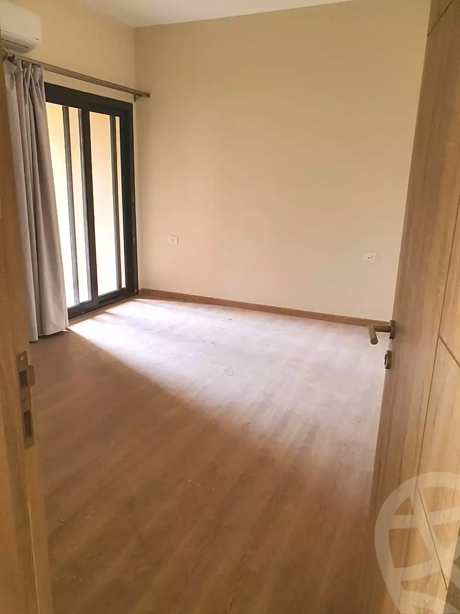 https://aqarmap.com.eg/ar/listing/7043122-for-rent-cairo-new-cairo-compounds-fifth-square